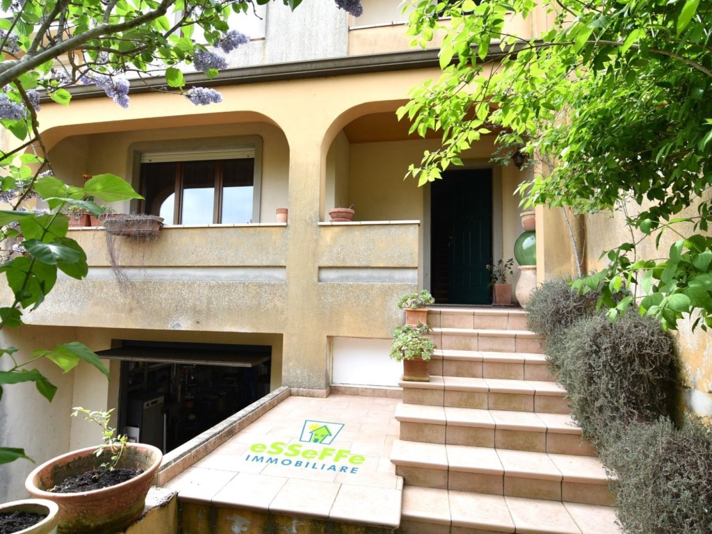 Villa a Schiera in vendita a Macomer via caravaggio 45