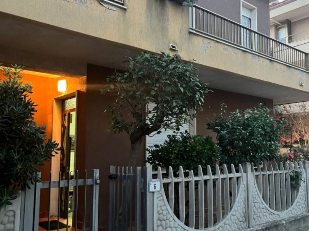 Appartamento in vendita a Silvi via Genova