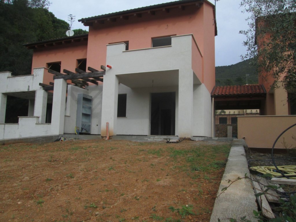 Villa in vendita ad Albenga