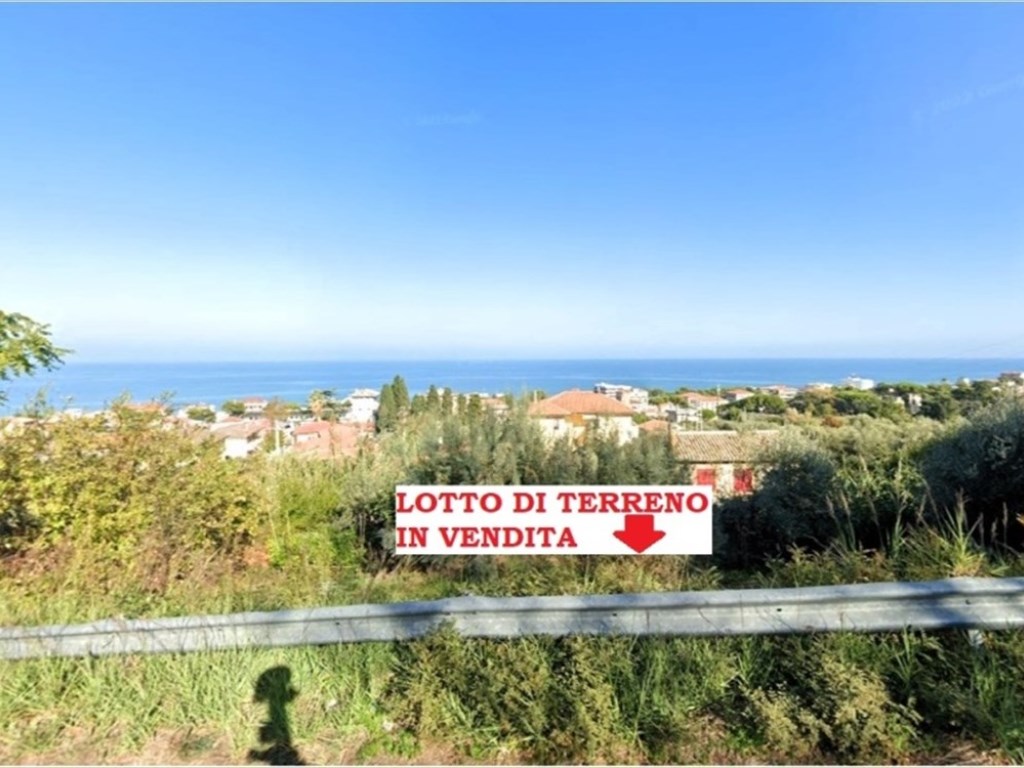 Terreno Residenziale in vendita a Silvi contrada Piroli