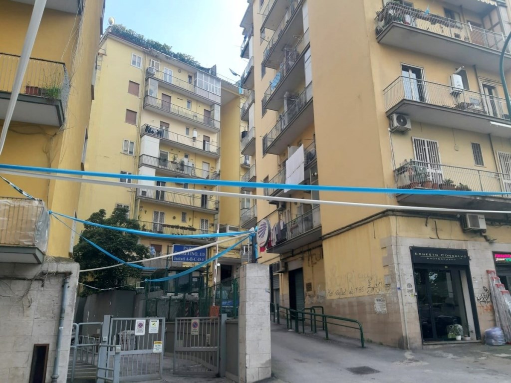 Appartamento in vendita a Napoli napoli Bernardo Cavallino,115