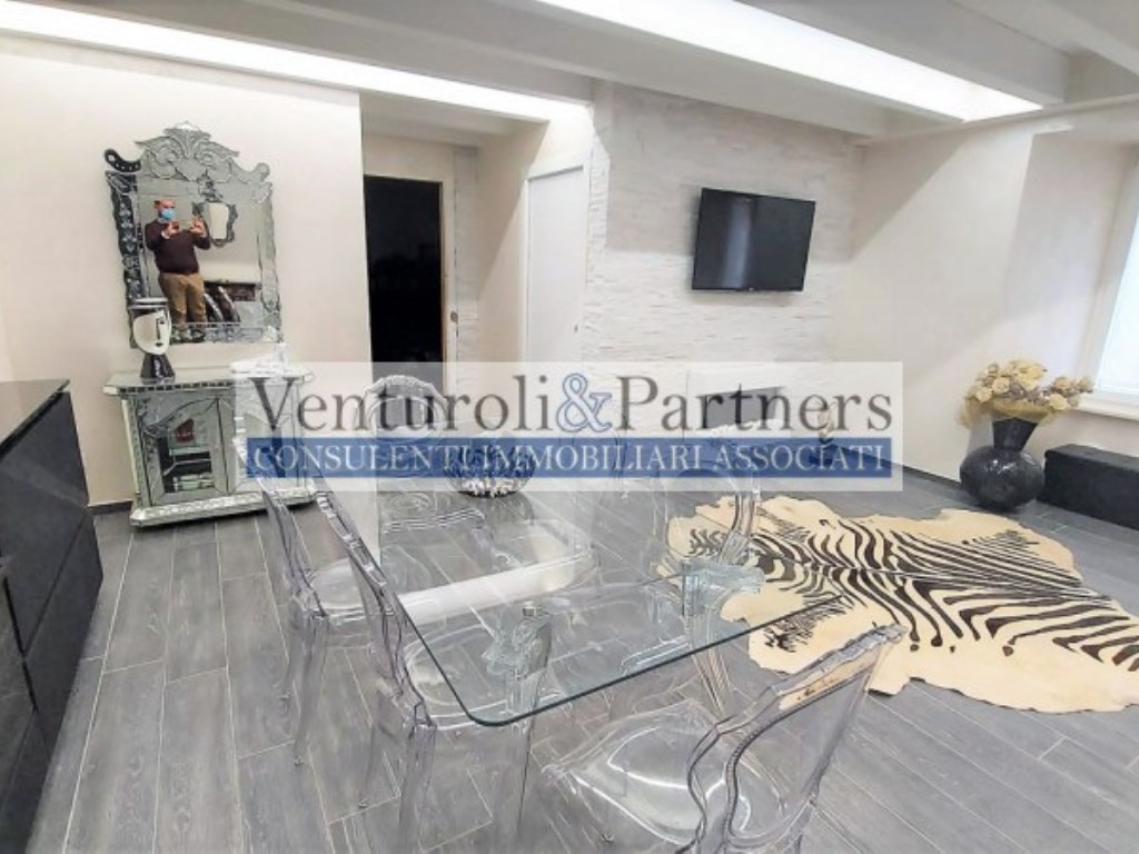 Appartamento in vendita a Desenzano del Garda via Angelo Piatti