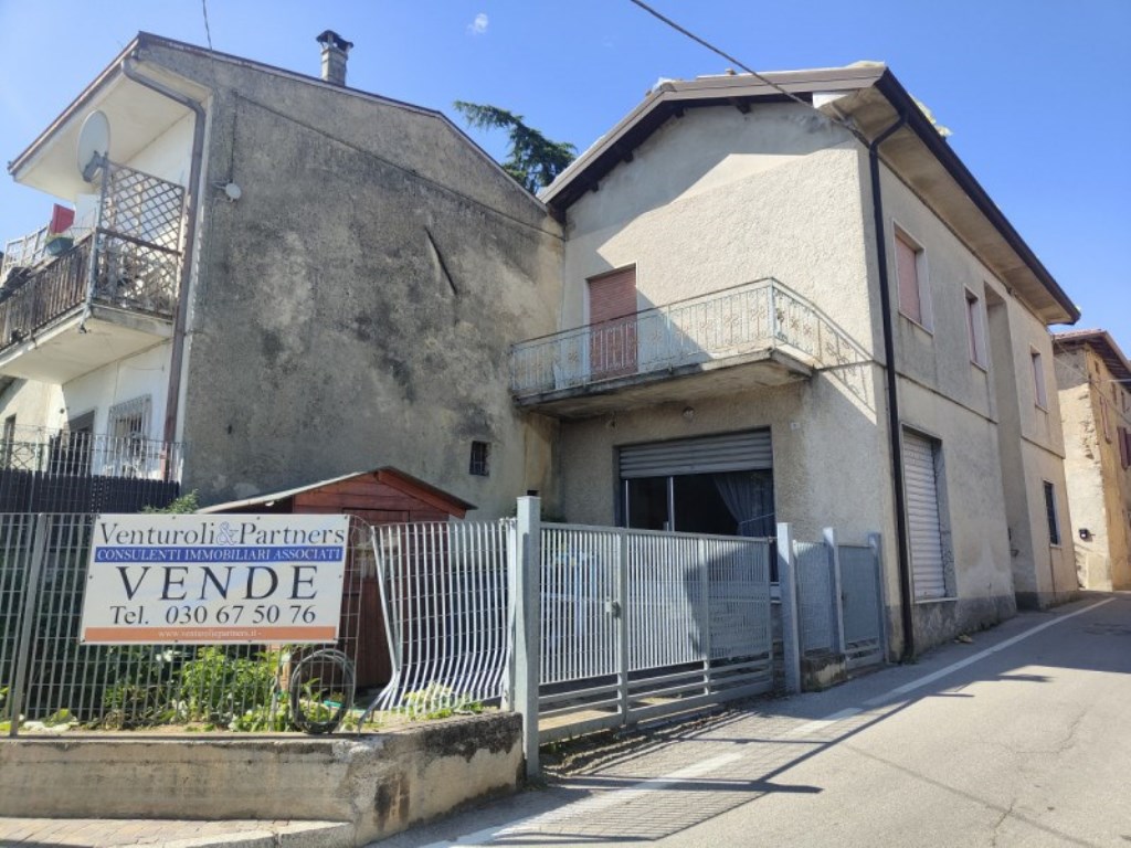 Casa Indipendente in vendita a Bedizzole via bussago