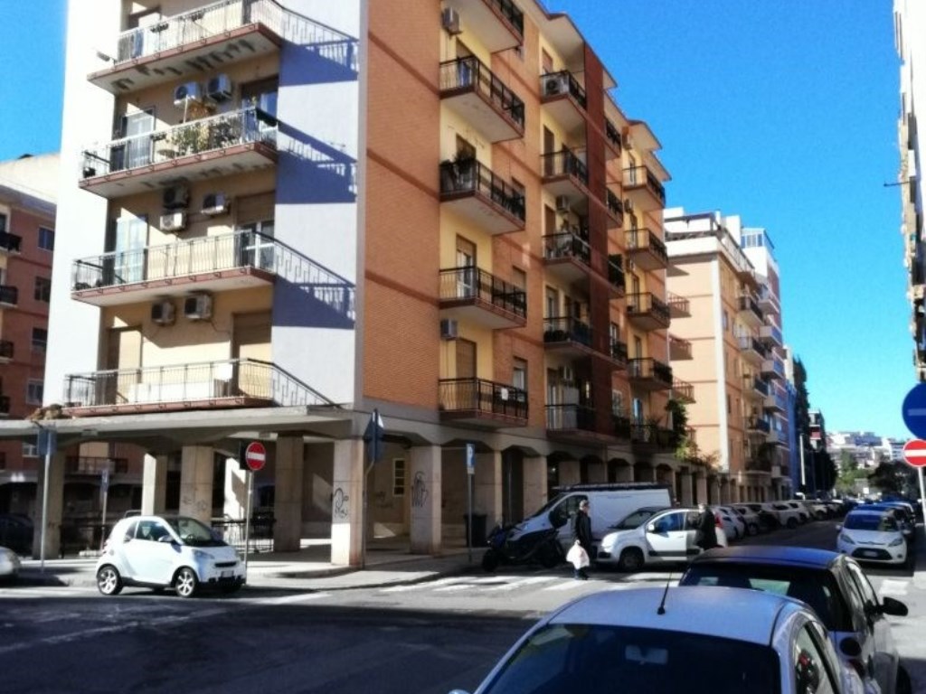 Appartamento in vendita a Cagliari via Tommaseo 48