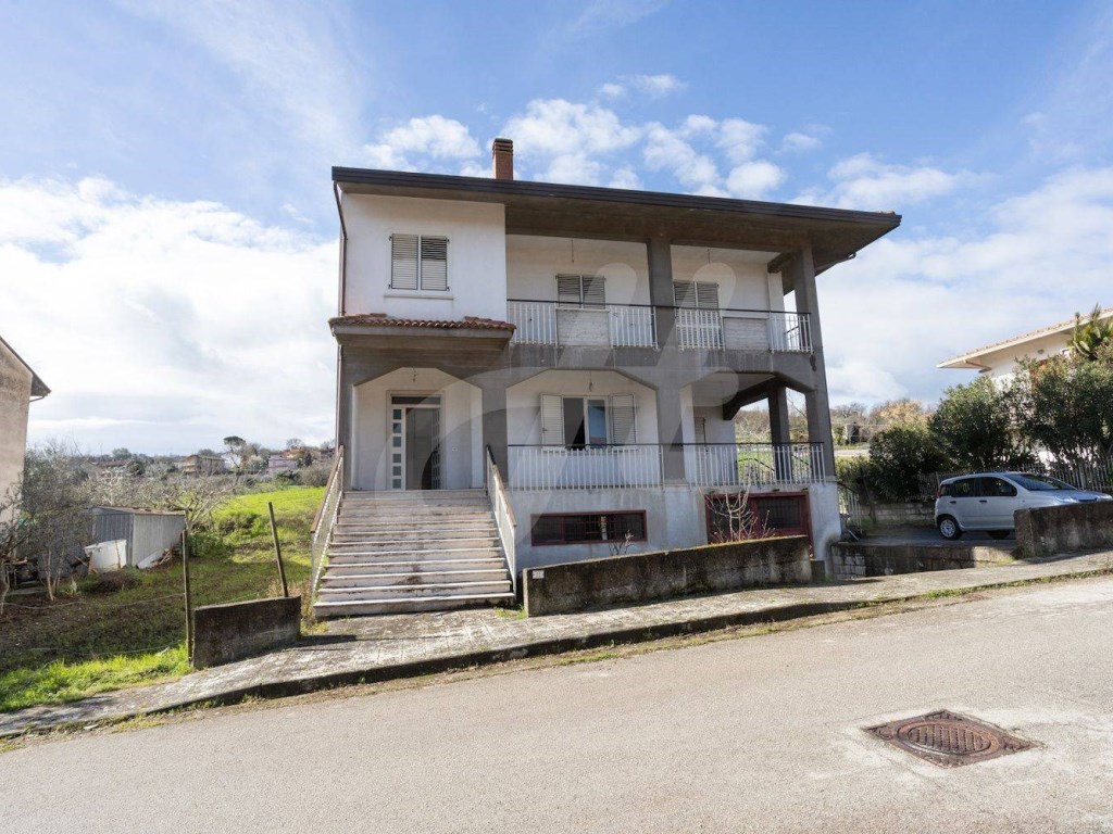 Villa in vendita a Pietradefusi via Marcangelo Milone, 6
