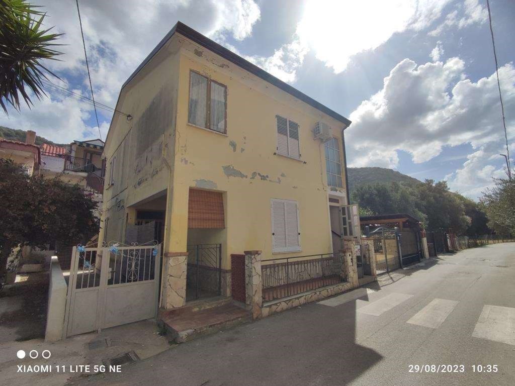 Appartamento in vendita ad Ascea via Nazario Sauro 22