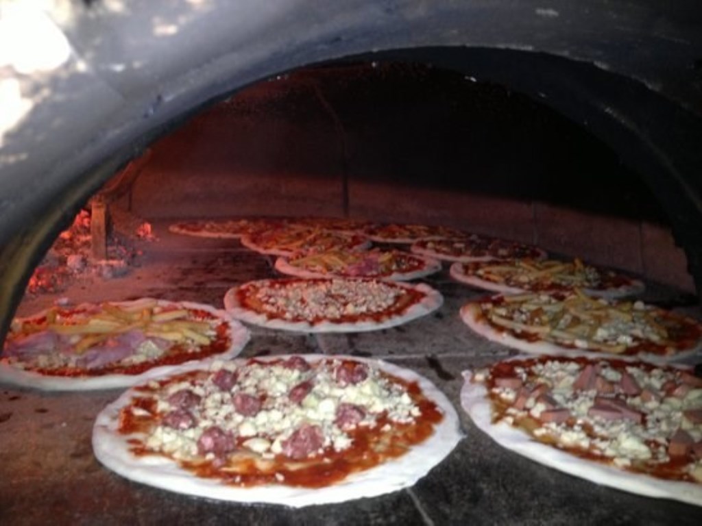 Pizzeria in vendita a Lucca via di Sant'Alessio,