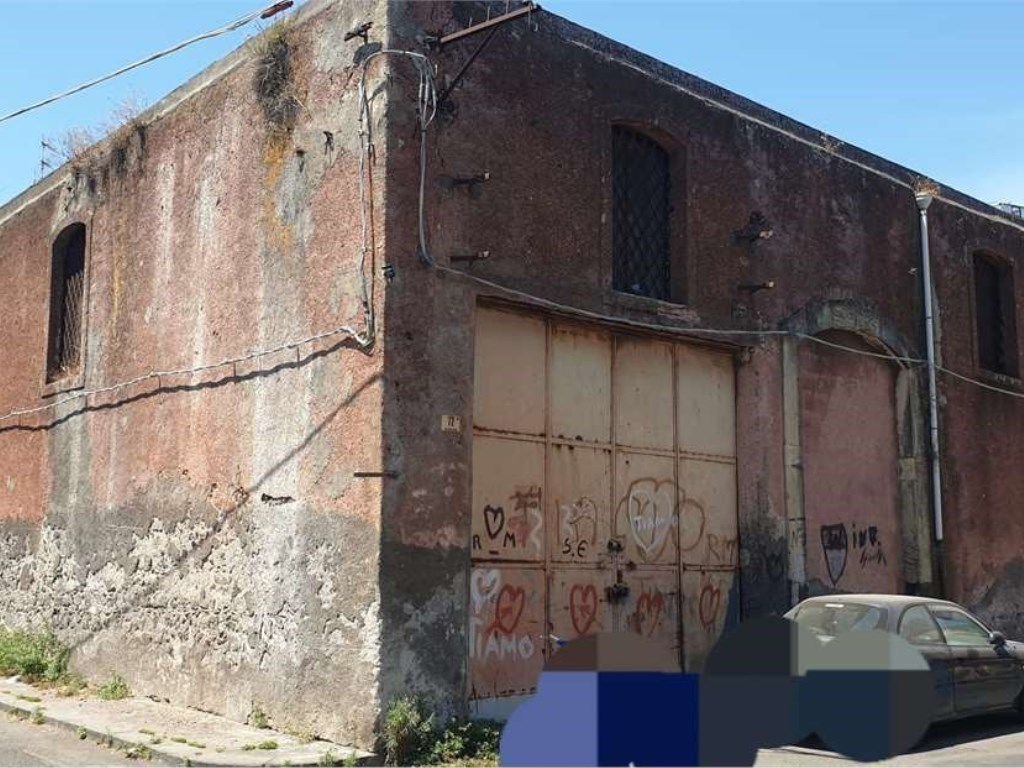 Capannone Industriale in vendita a Catania via del faro
