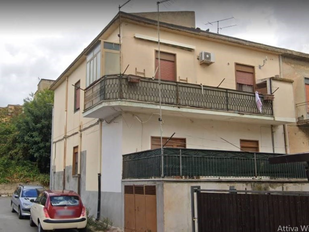 Appartamento in vendita a San Cataldo v. Carducci 2