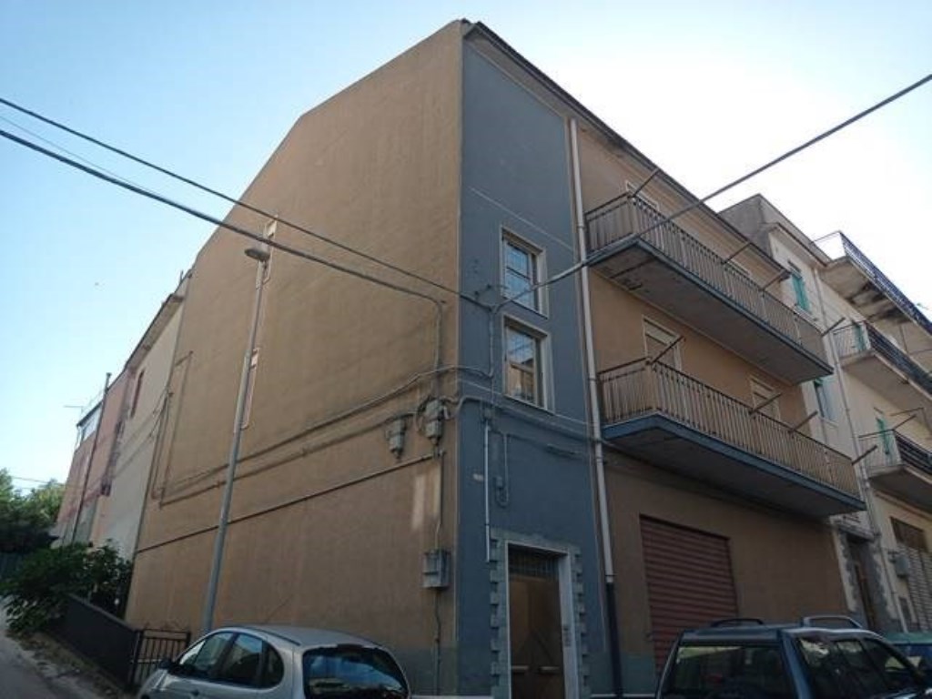 Casa Indipendente in vendita a San Cataldo via rossini 43