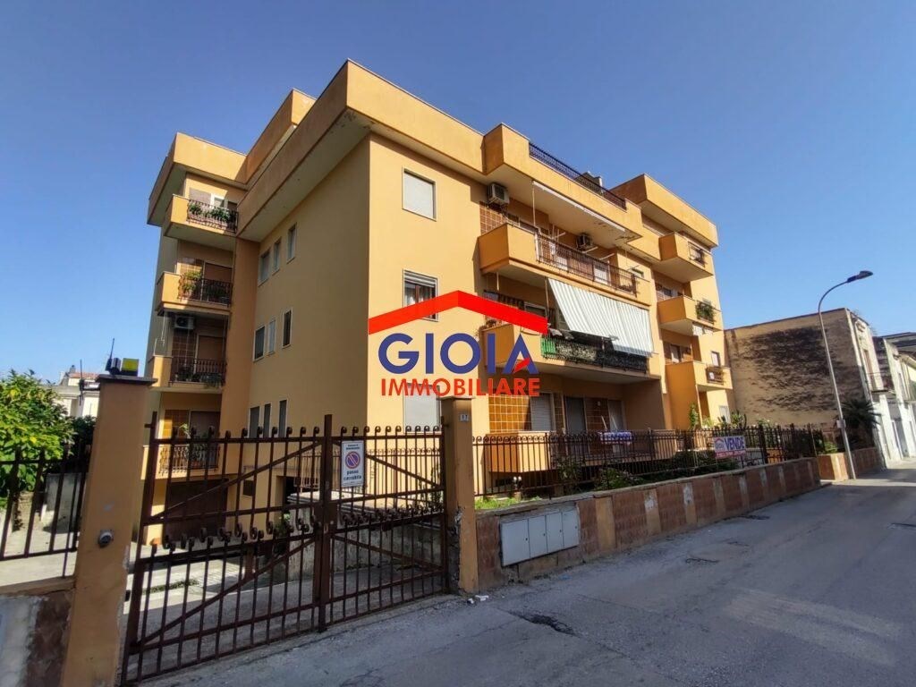 Appartamento in vendita a Mondragone via gubbio
