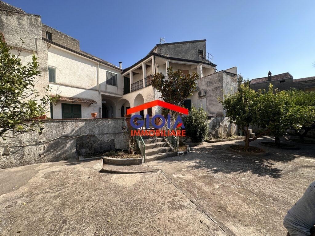 Casa Indipendente in vendita a Carinola via grancelsa 5
