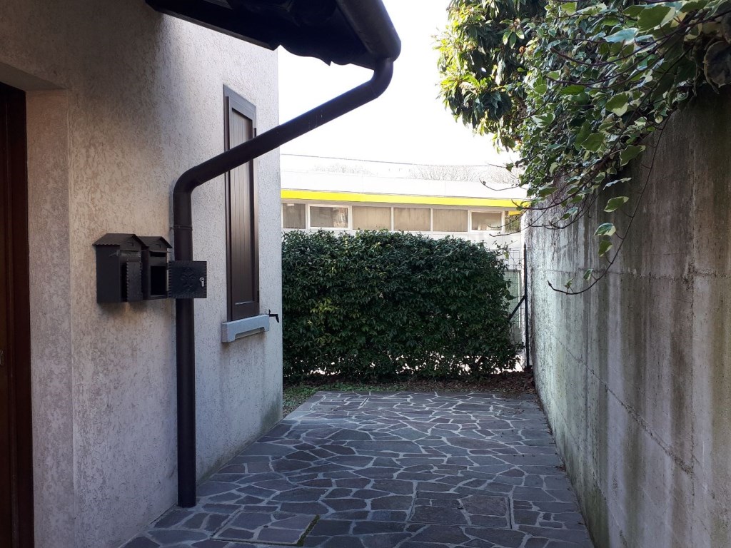 Casa a Schiera in vendita a Pordenone via Del Granatiere 3