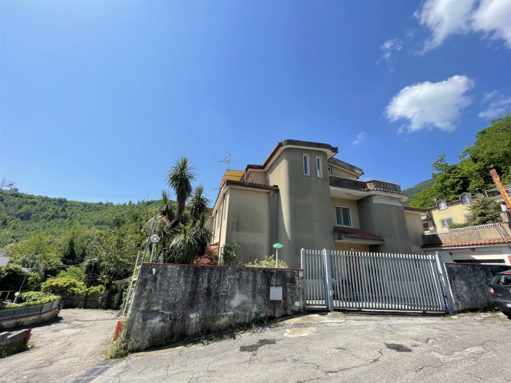 Villa a Schiera in vendita a Pellezzano via Casa Braca 21