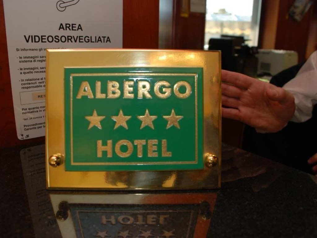 Hotel/Albergo in vendita a Spotorno