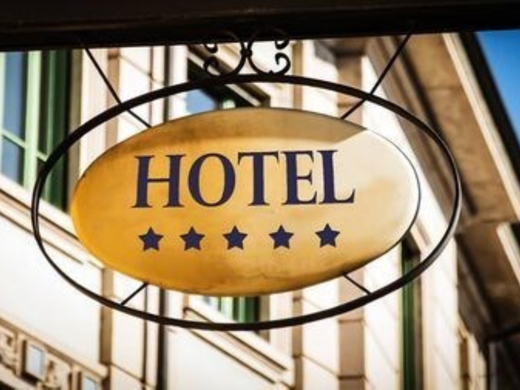 Hotel/Albergo in vendita a Prato