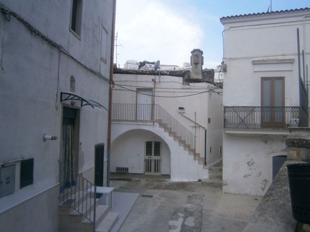 Casa Indipendente in vendita a Monte Sant'Angelo largo Pilunno