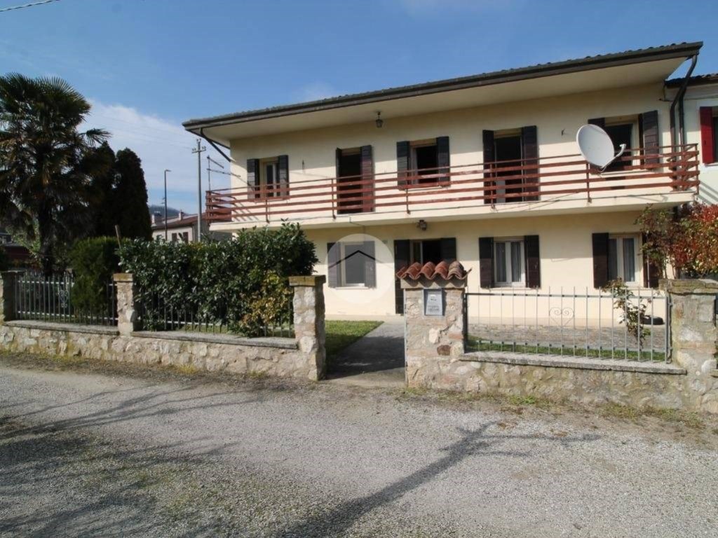 Casa Indipendente in vendita a Galzignano Terme via Meneghelli, 56