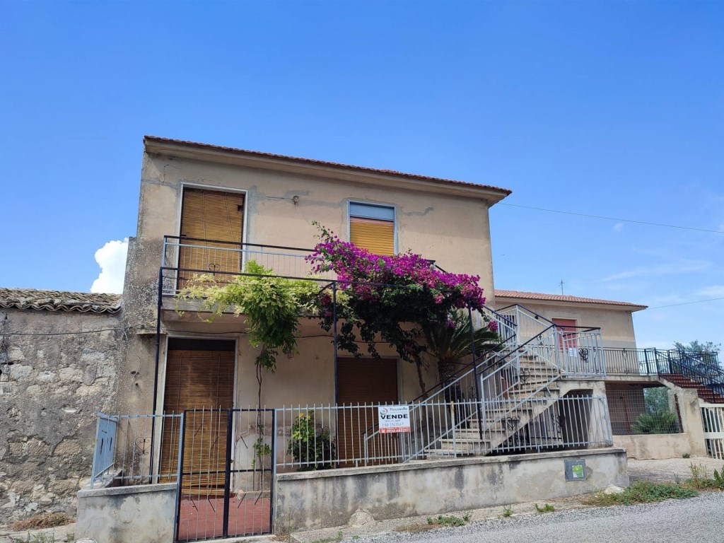 Casa Indipendente in vendita a Ragusa