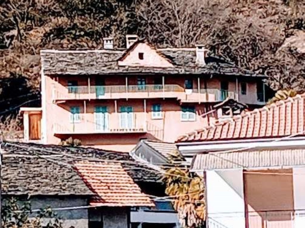Casa Indipendente in vendita a Premosello-Chiovenda via umberto 1