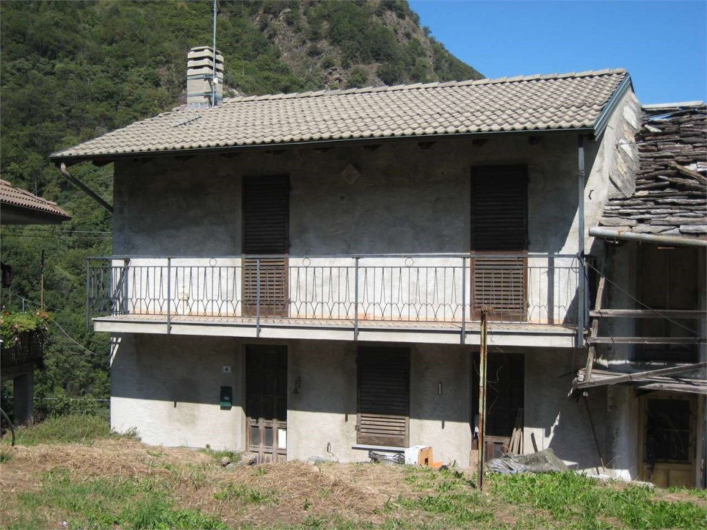 Casa Indipendente in vendita a Pieve Vergonte fomarco