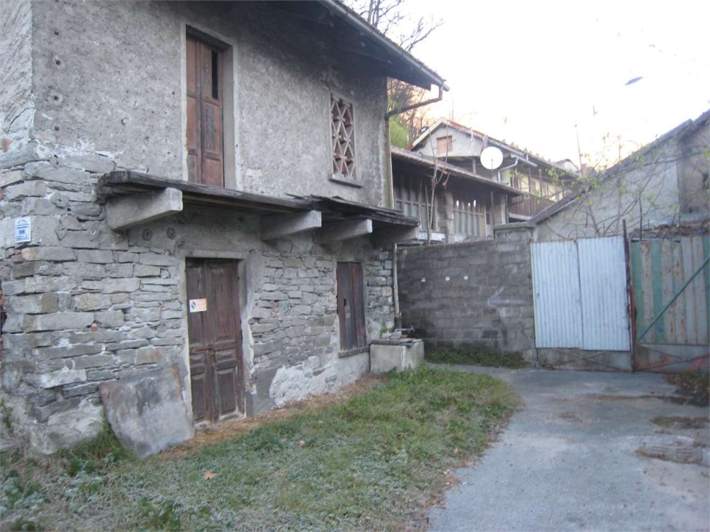 Casa Indipendente in vendita a Villadossola maianco
