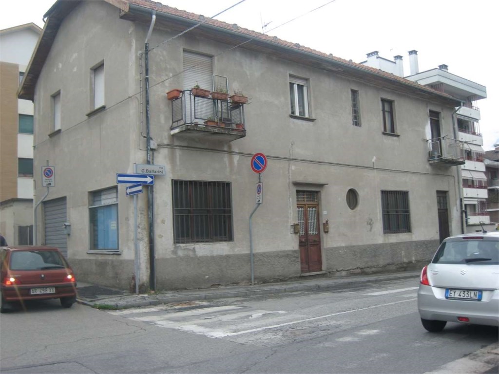 Casa Indipendente in vendita a Domodossola piazza rosselli 10