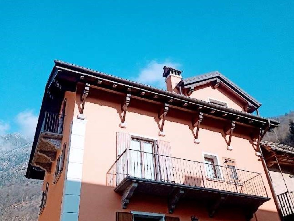 Appartamento in vendita a Baceno via roma 48