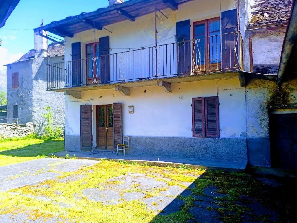 Casa Indipendente in vendita a Pieve Vergonte rumianca
