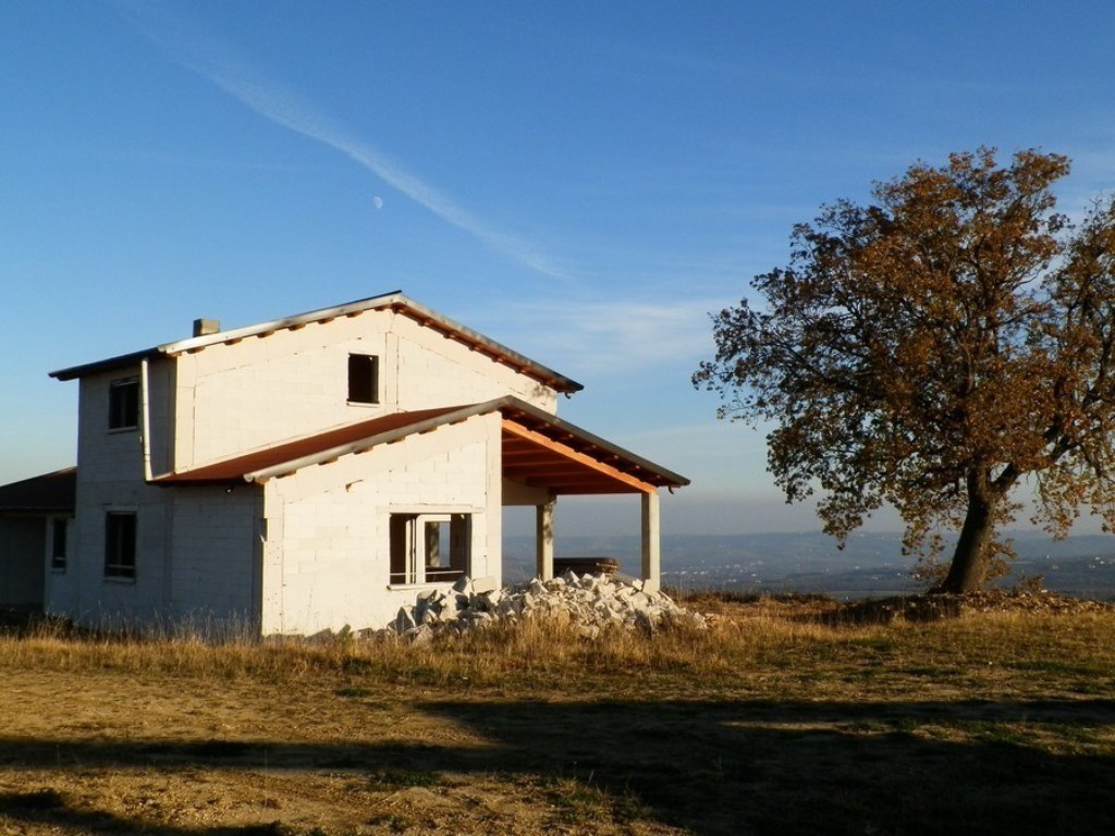 Villa a Schiera in vendita a Montebello di Bertona