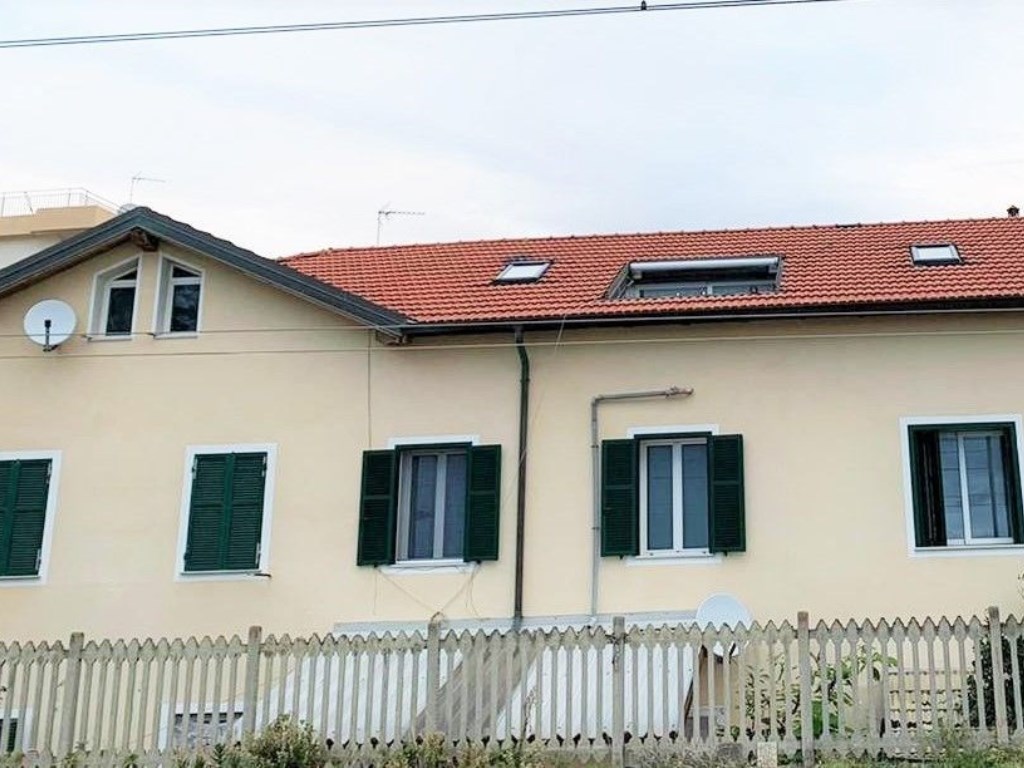 Casa Indipendente in vendita a Bordighera
