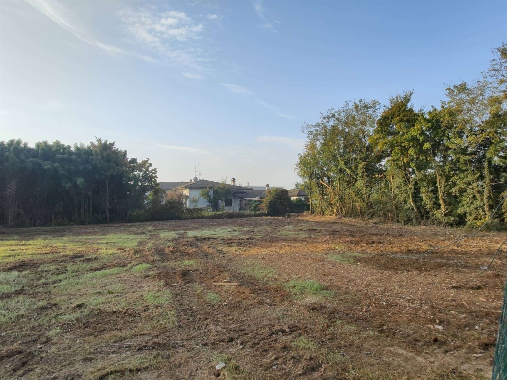 Terreno Edificabile in vendita a Brembio via Nilde Jotti snc
