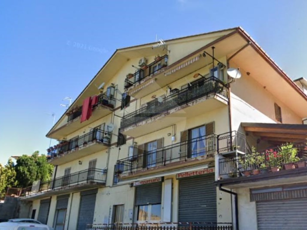 Appartamento in vendita a Casali del Manco via Roma,