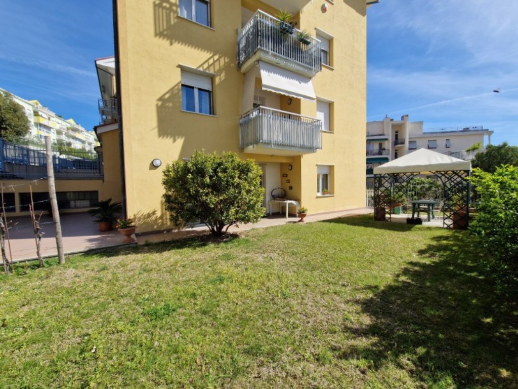 Appartamento in vendita a Savona via privata olivetta