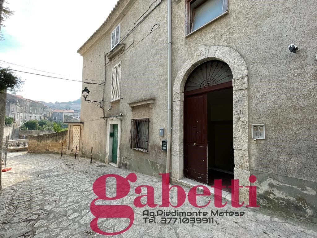 Appartamento in vendita a Caiazzo caiazzo Domenico Misseri,36