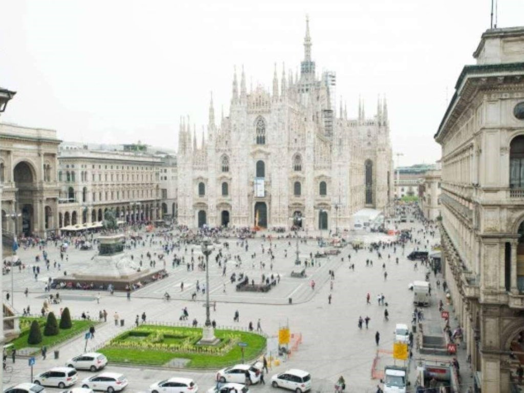 Ufficio in affitto a Milano piazza del Duomo