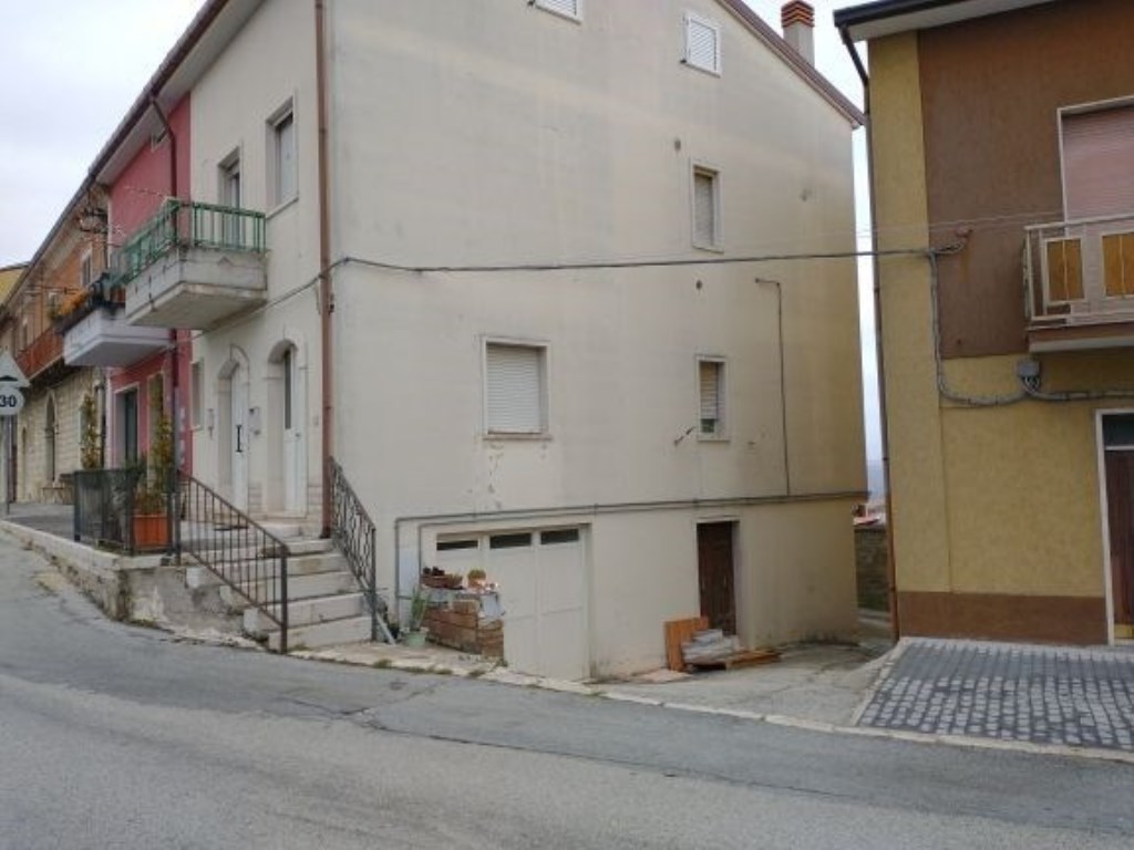 Appartamento in vendita a Busso piazza Nicola Santangelo