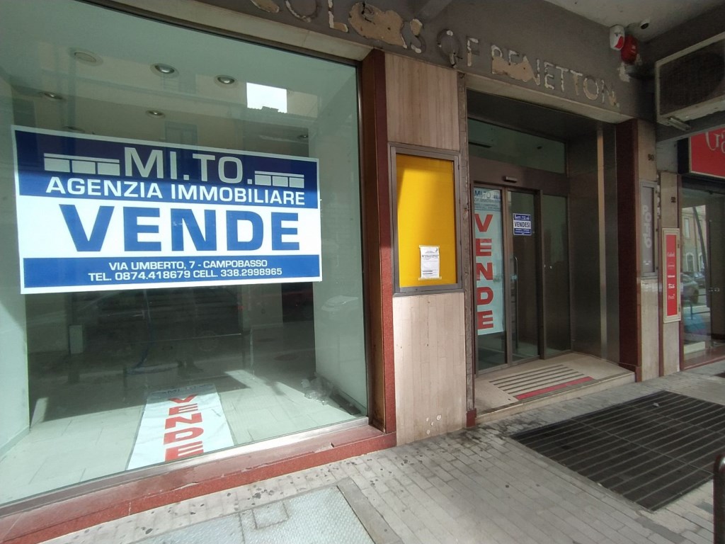 Negozio in vendita a Campobasso via Mazzini