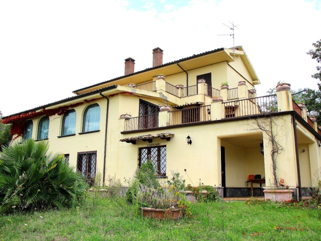 Villa Padronale in vendita a Dugenta