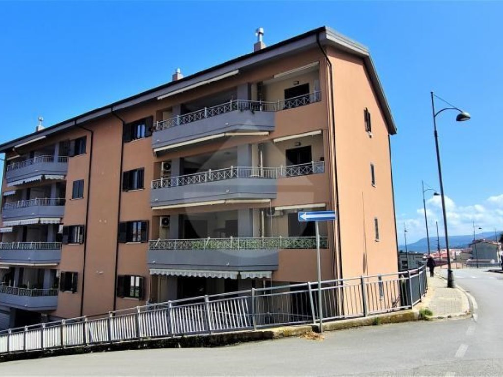 Appartamento in vendita a Pizzo via Giacomo Matteotti,