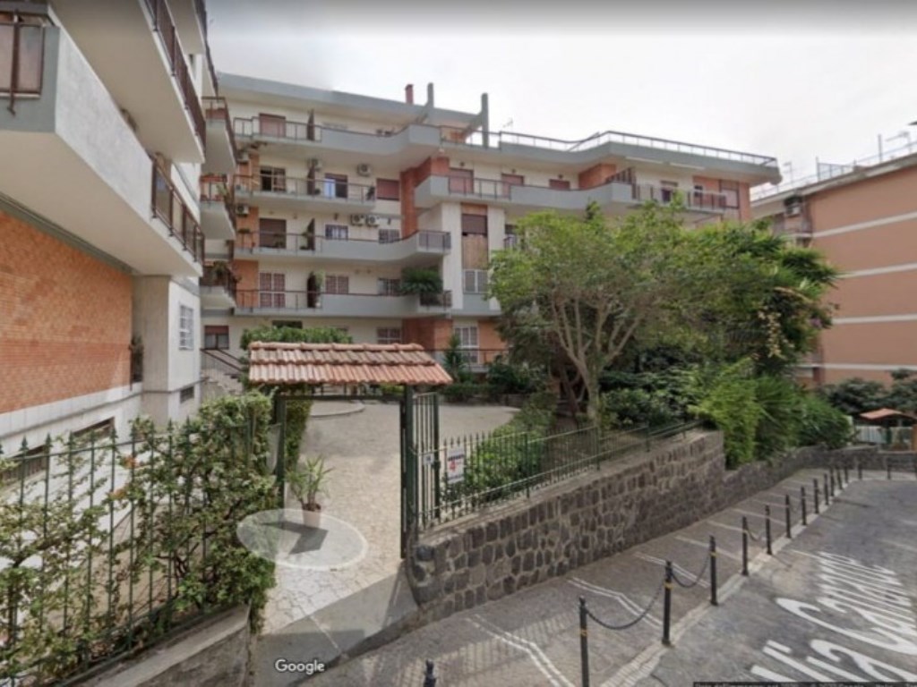 Appartamento in vendita a Portici via Canarde 14