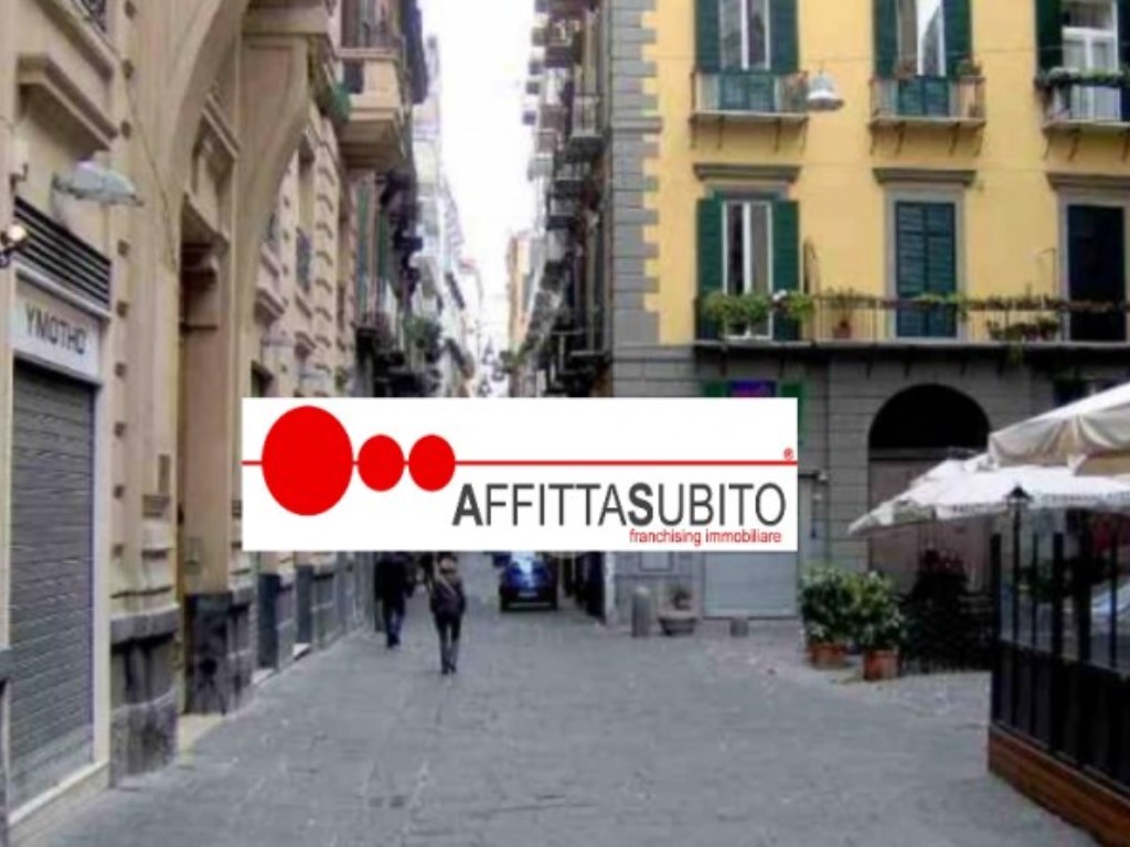 Attività Commerciale in affitto a Napoli via Della Cavallerizza