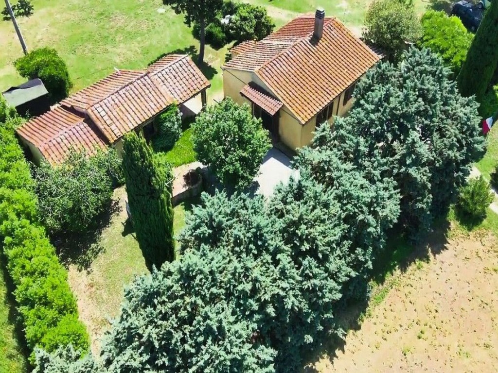 Casa Indipendente in vendita a Castagneto Carducci via Dei Daini