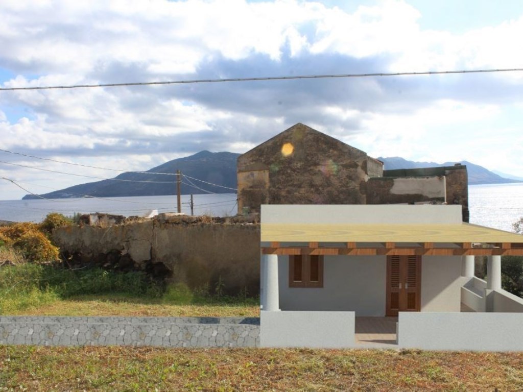 Casa Indipendente in vendita a Santa Marina Salina lingua