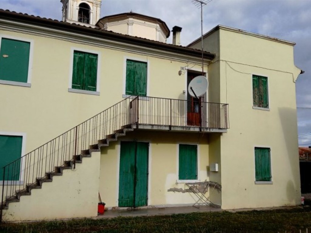 Casa Indipendente all'asta a Giavera del Montello piazza iv novembre