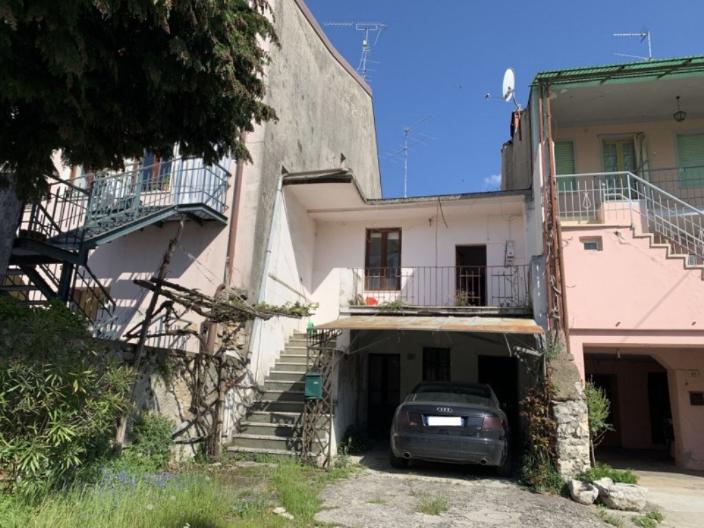 Casa Indipendente in vendita a Serle via Ronco 14