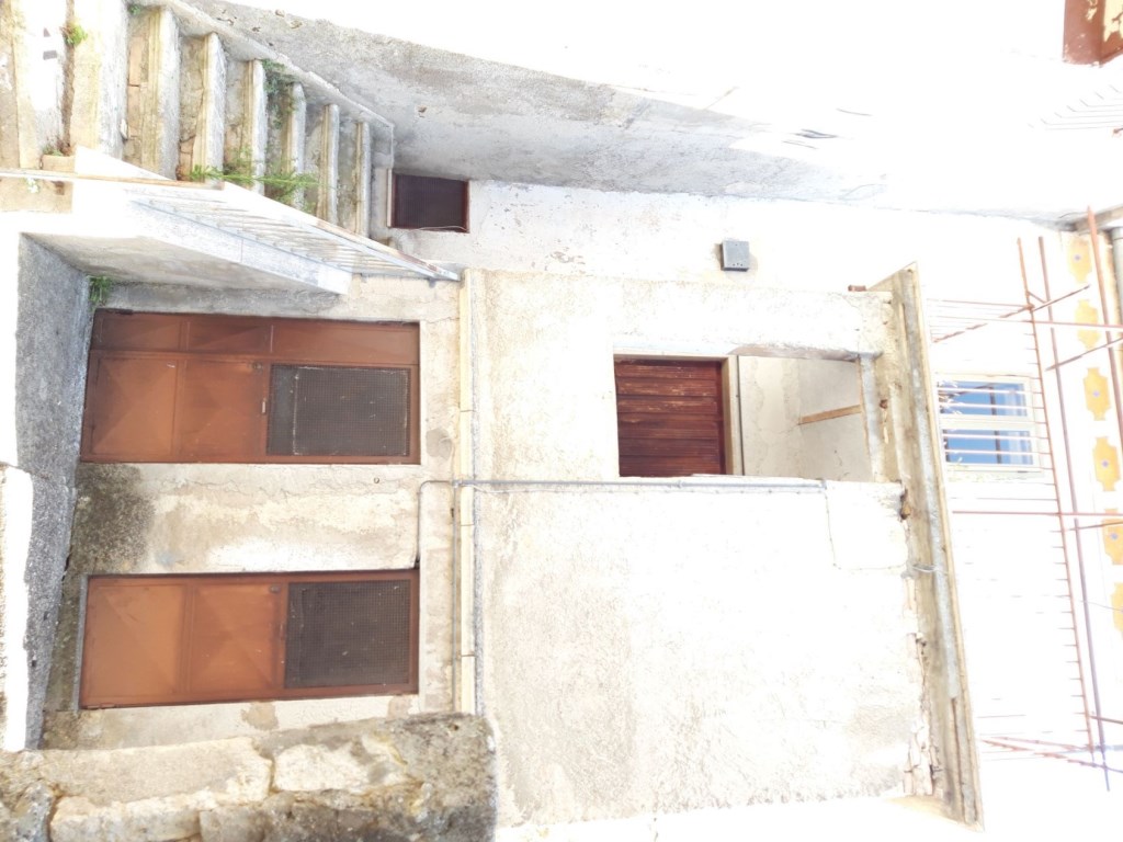 Casa Indipendente in vendita a Sulmona