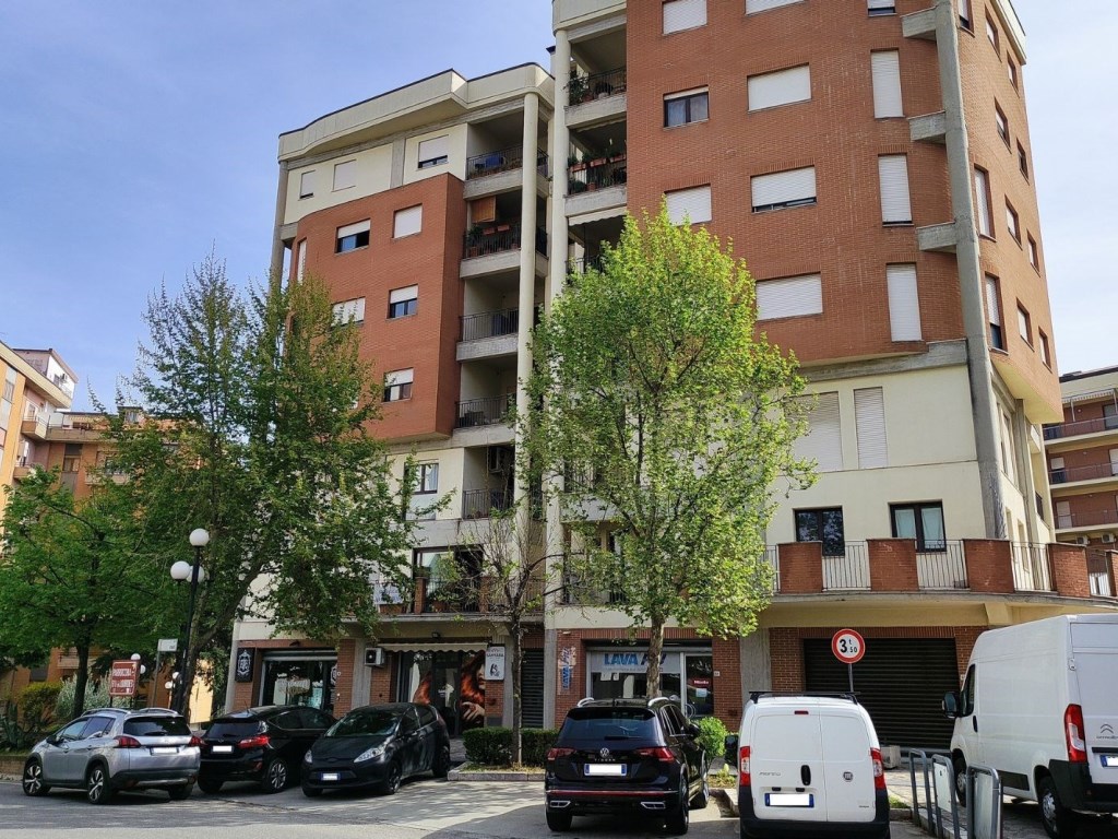 Appartamento in vendita a Rende via Adige n. 16