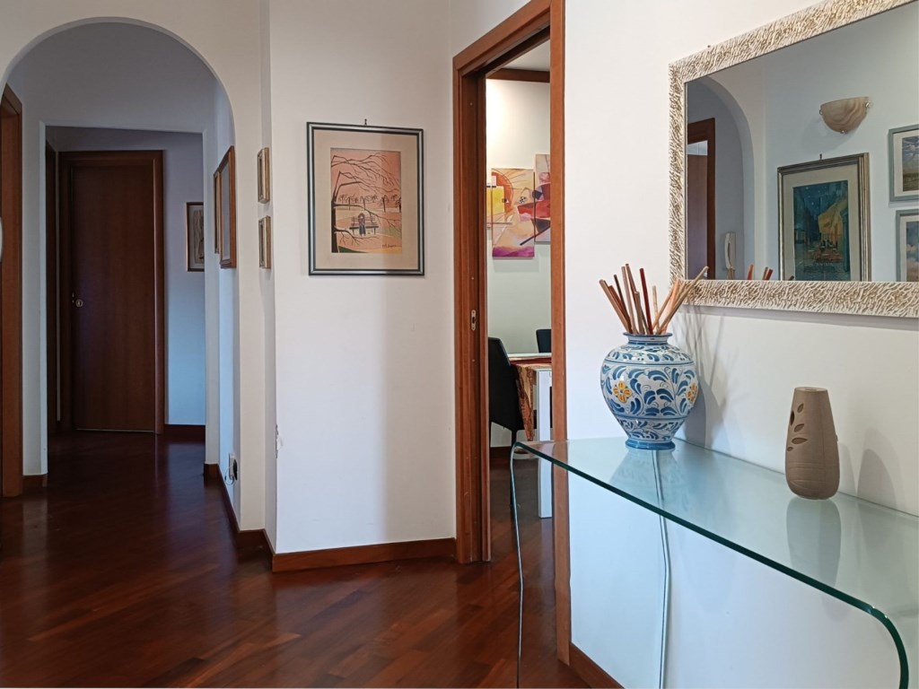 Appartamento in vendita a Cosenza viale Giovanni e Francesca Falcone