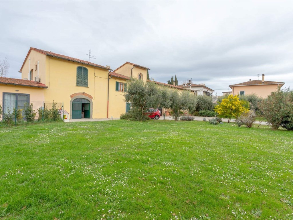 Casa a Schiera in vendita a Campi Bisenzio via Terracini